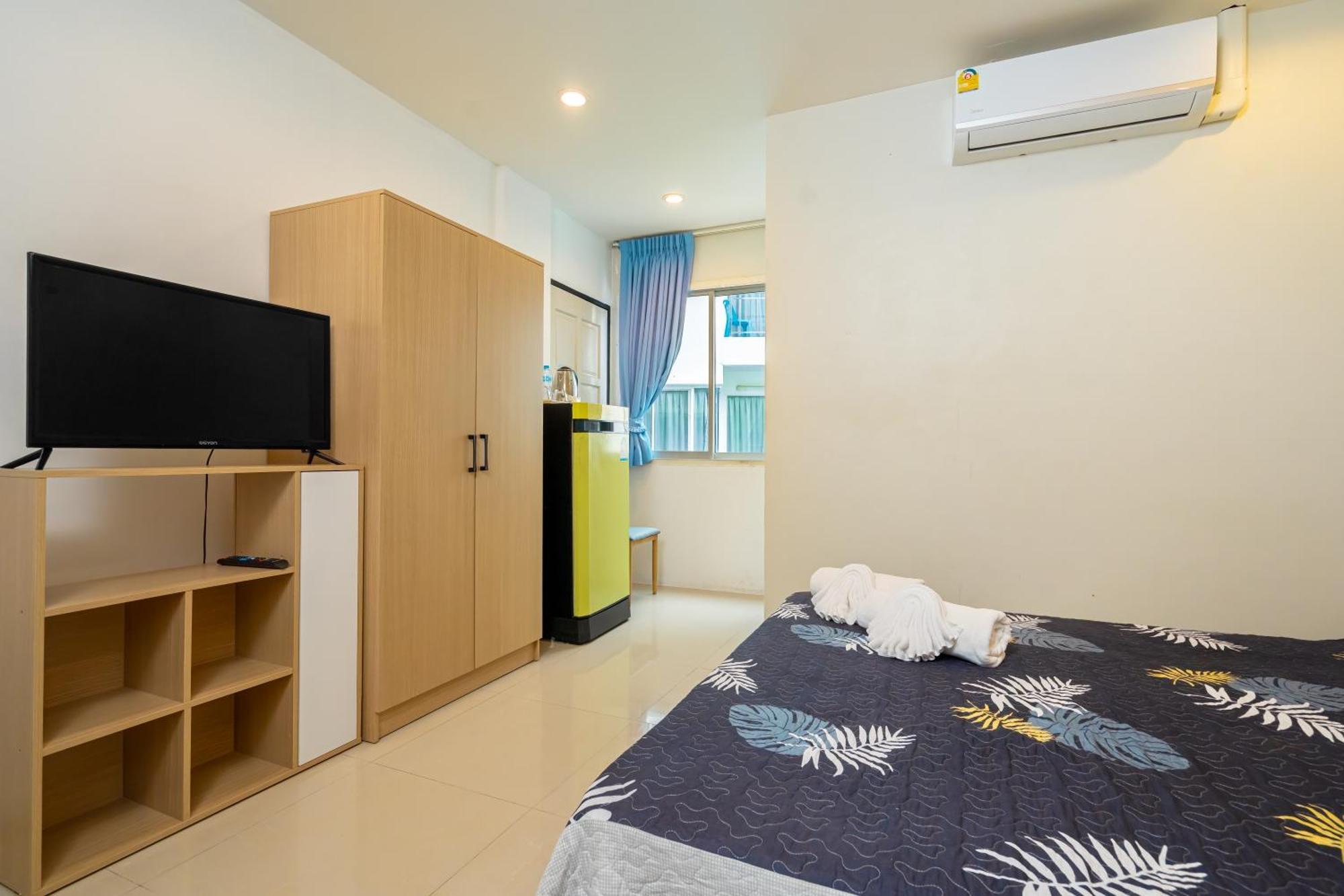 Nice To Meat You Rooms Patong Extérieur photo